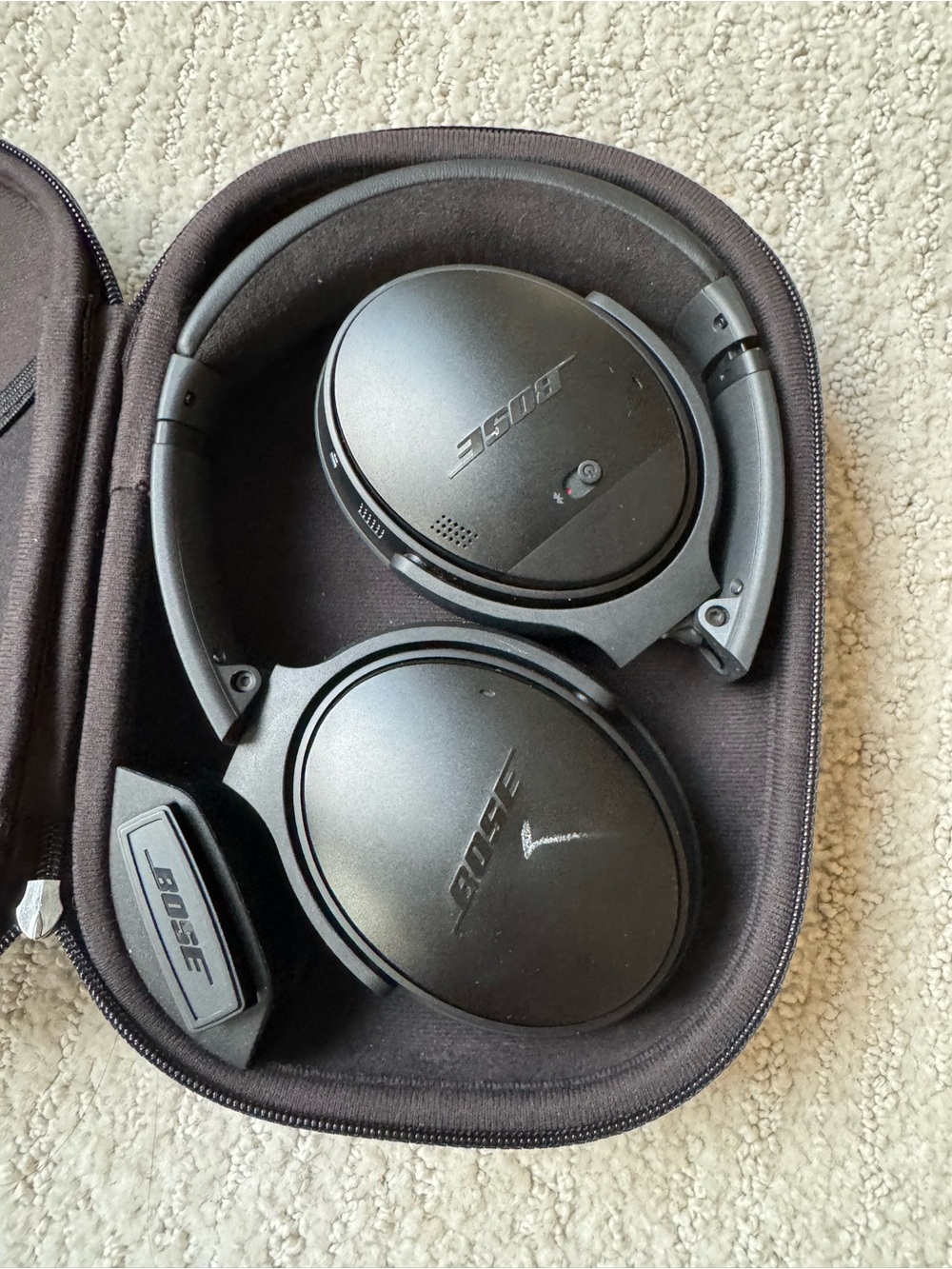 Bose quiet comfort Wireless Headphones — Black